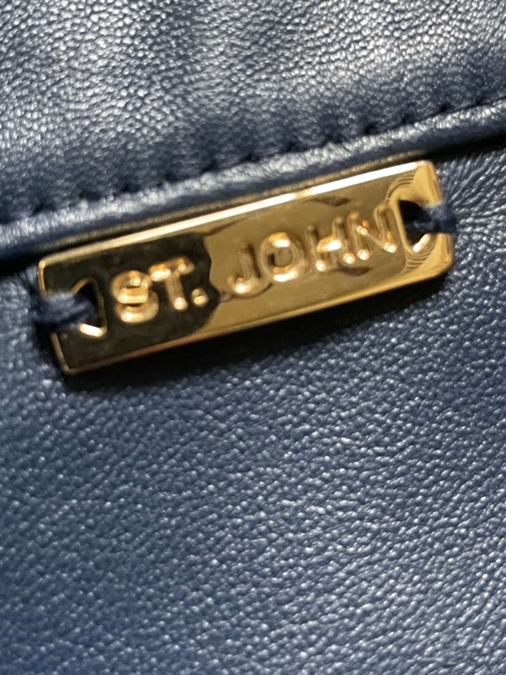 St. John Sport | Midnight Nappa Leather Trousers | Tailored Ankle Crop - Picture 5 of 14